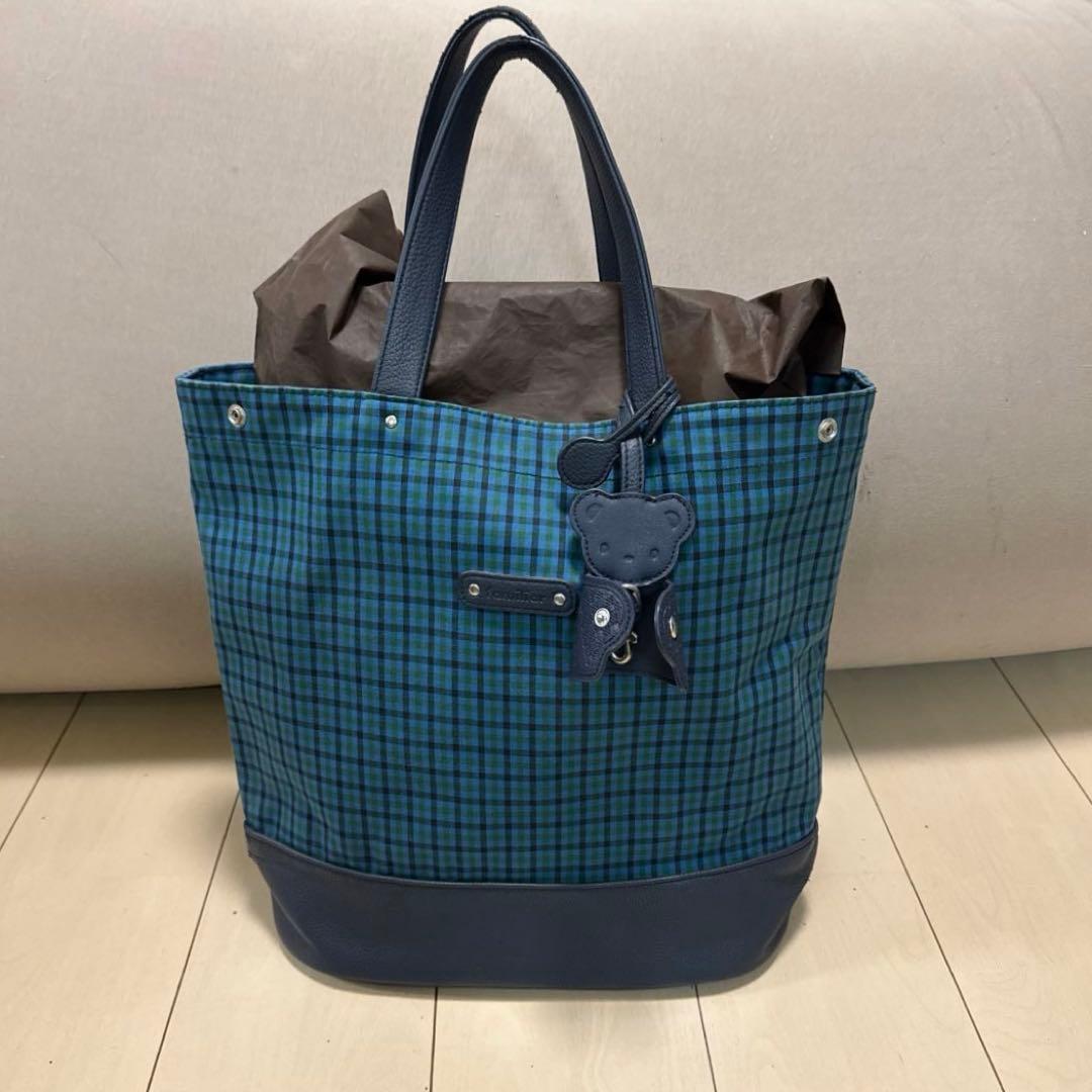 ファミリア チェック柄トートバッグ ファミちゃん チャーム付き - メルカリ
