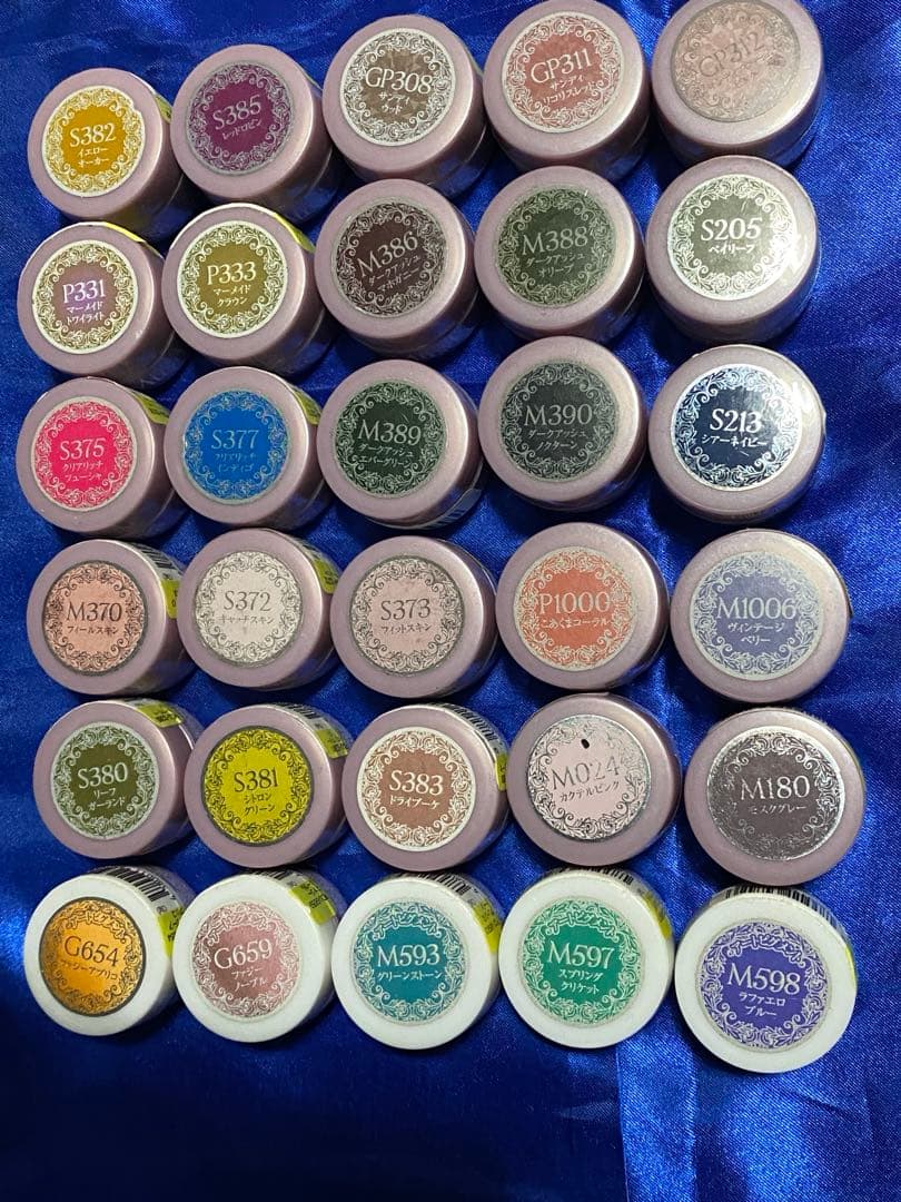 ★プリジェル　ミューズ　30色セット① 数量限定】G1117 プリジェルミューズ ホワイトサテン | PREGEL