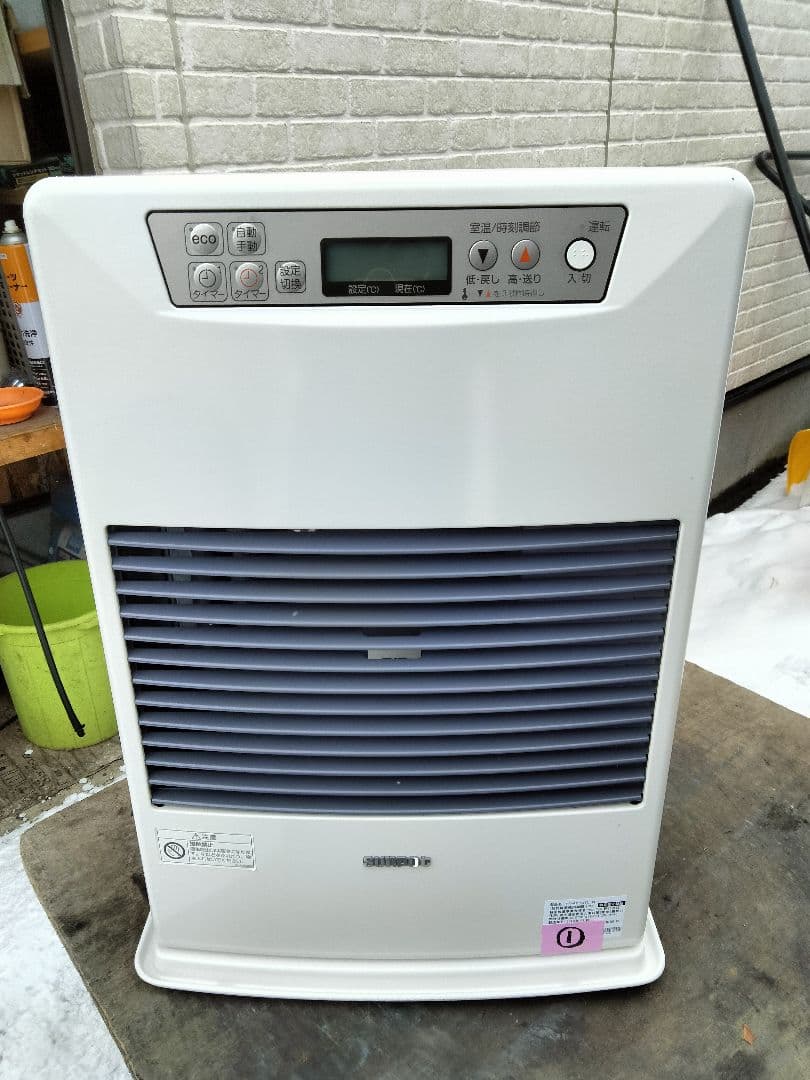 札幌発サンポットFF温風石油ストーブ！品番「FF‐4210TL」2016年式中古