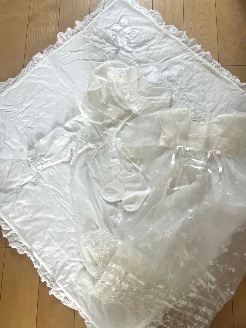 Familiar ベビードレス 付属付き 退院 お宮参り 50 ファミリア ベビードレス | ファミリア公式サイト