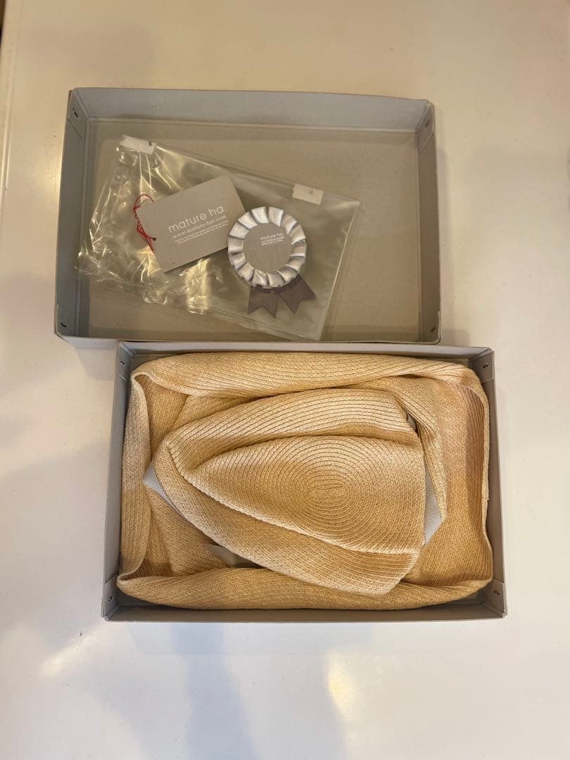 未使用品！マチュアーハ 箱付き　麦わら帽子　グレーのリボン mature ha.(マチュアーハ) aranciato別注 グログランリボンペーパー