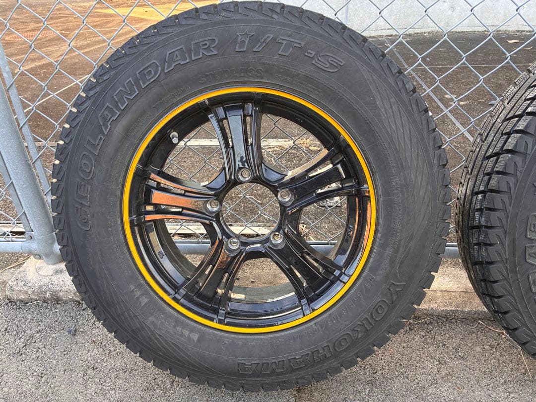 12/8まで専用　ジムニー スタッドレス 185/85/R16 4本セット