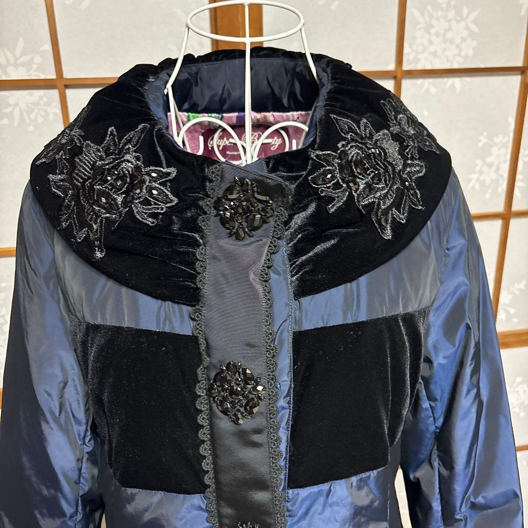 豪華ダウンコ－トsuper beauty 刺繍ビジュ－付きsize42 アルファベット