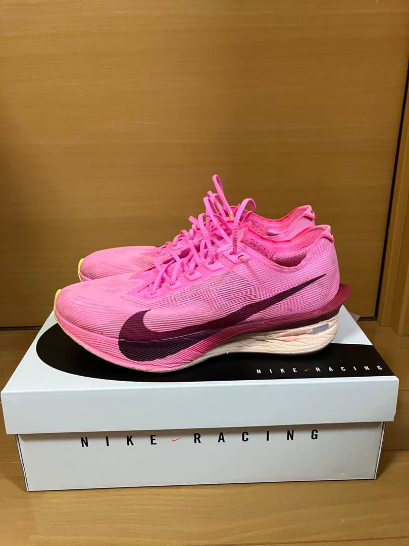 Nike ヴェイパーフライ4 ピンク27.5(ウィメンズ) STEP RUNNING ONLINE / [NIKE]ナイキ ウィメンズ ヴェイパーフライ 4