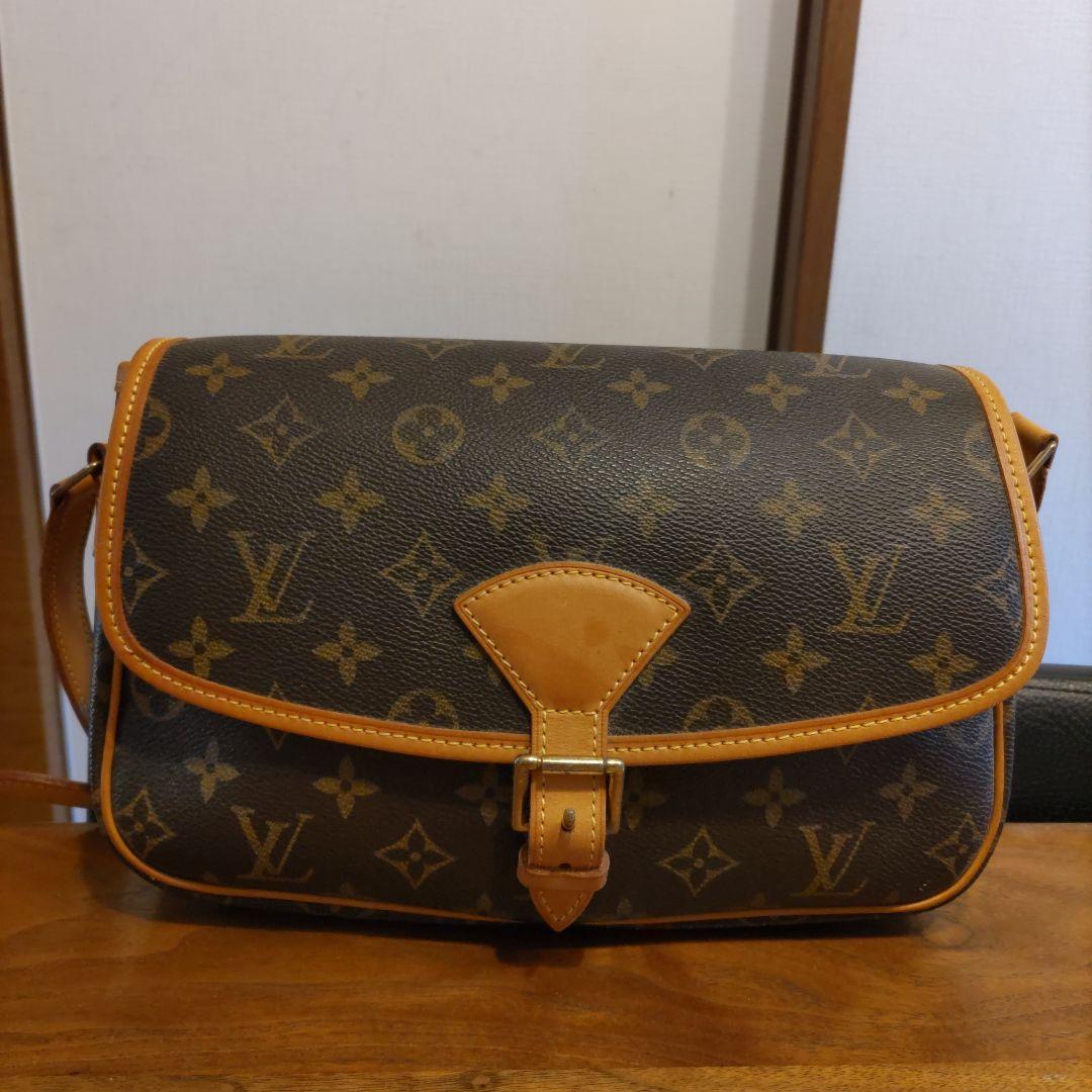 ルイヴィトン モノグラム ショルダーバッグ ソローニュ 廃盤品 斜め