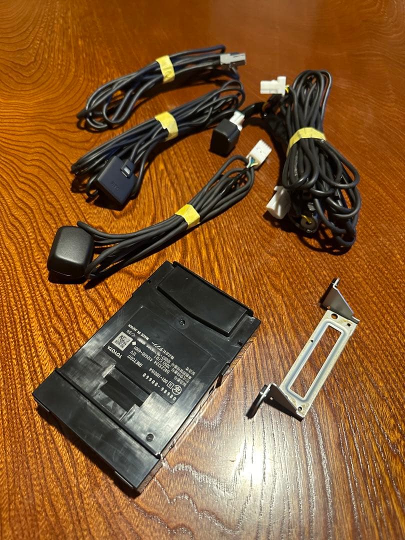 トヨタ純正 08686-00660 ETC2.0 ITSスポット 光ビーコン連動 - メルカリ