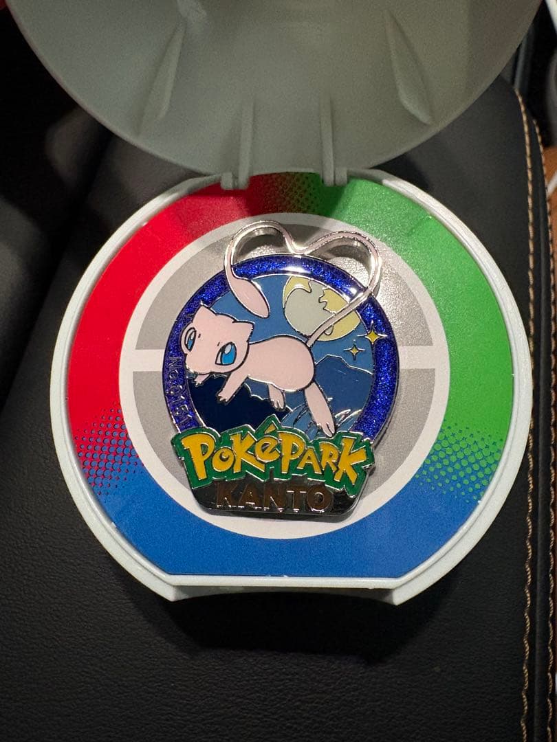 ポケモン ポケパーク カントー ピンズ No.0151 ミュウ - メルカリ