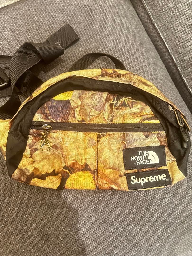 Supreme THE NORTH FACE ボディバッグ カモフラージュ - メルカリ