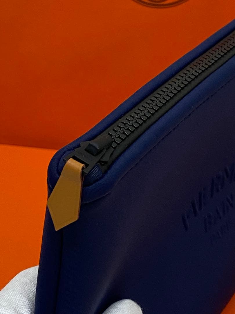 3-3213 HERMES ポーチ《ネオバン》 MM ・ネイビー