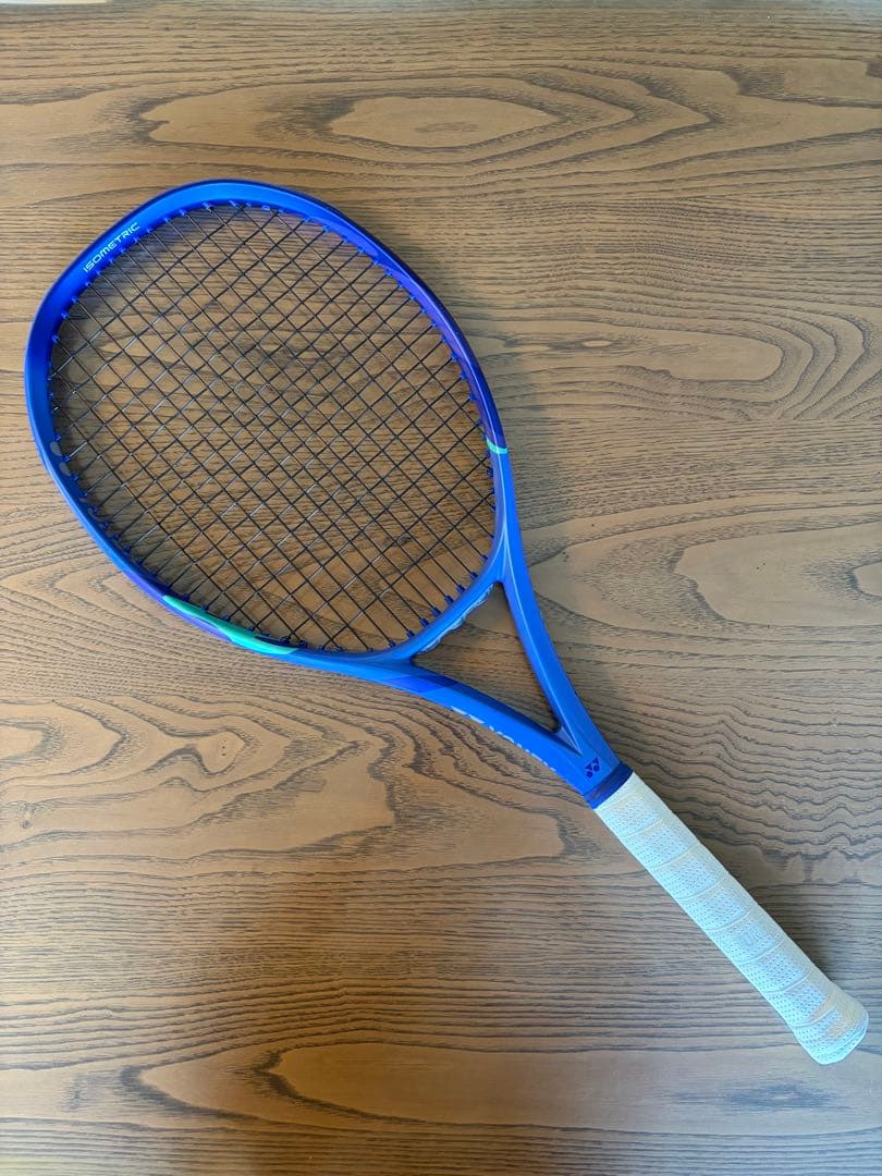 YONEX EZONE 100 TOUR テニスラケット グリップG2 YONEX EZONE 100 TOUR テニスラケット グリップG2 - メルカリ