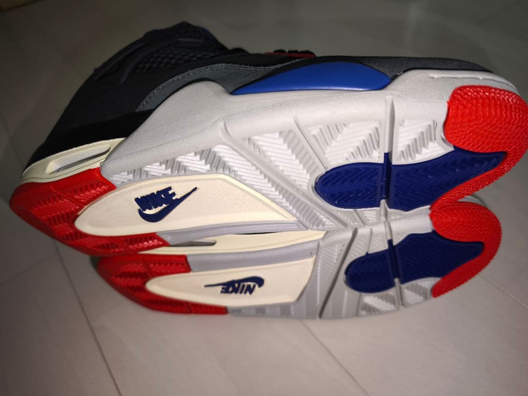 靴 Nike Air Jordan 4 \"Rare Air\" 27.5cm