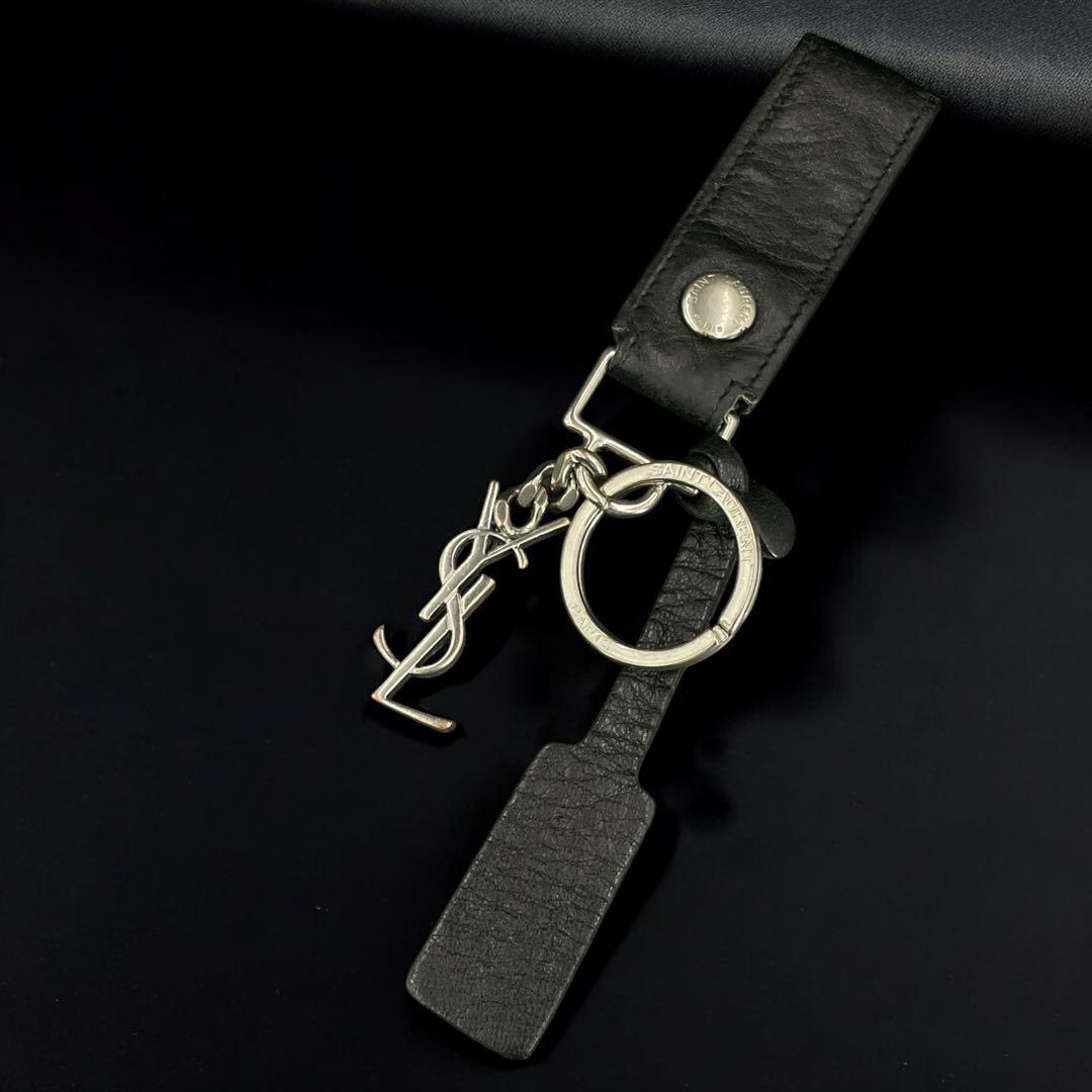 SAINT LAURENT サンローラン YSL カサンドラ キーリング 楽天市場】サンローラン キーホルダー カサンドラ キーリング YSLロゴ