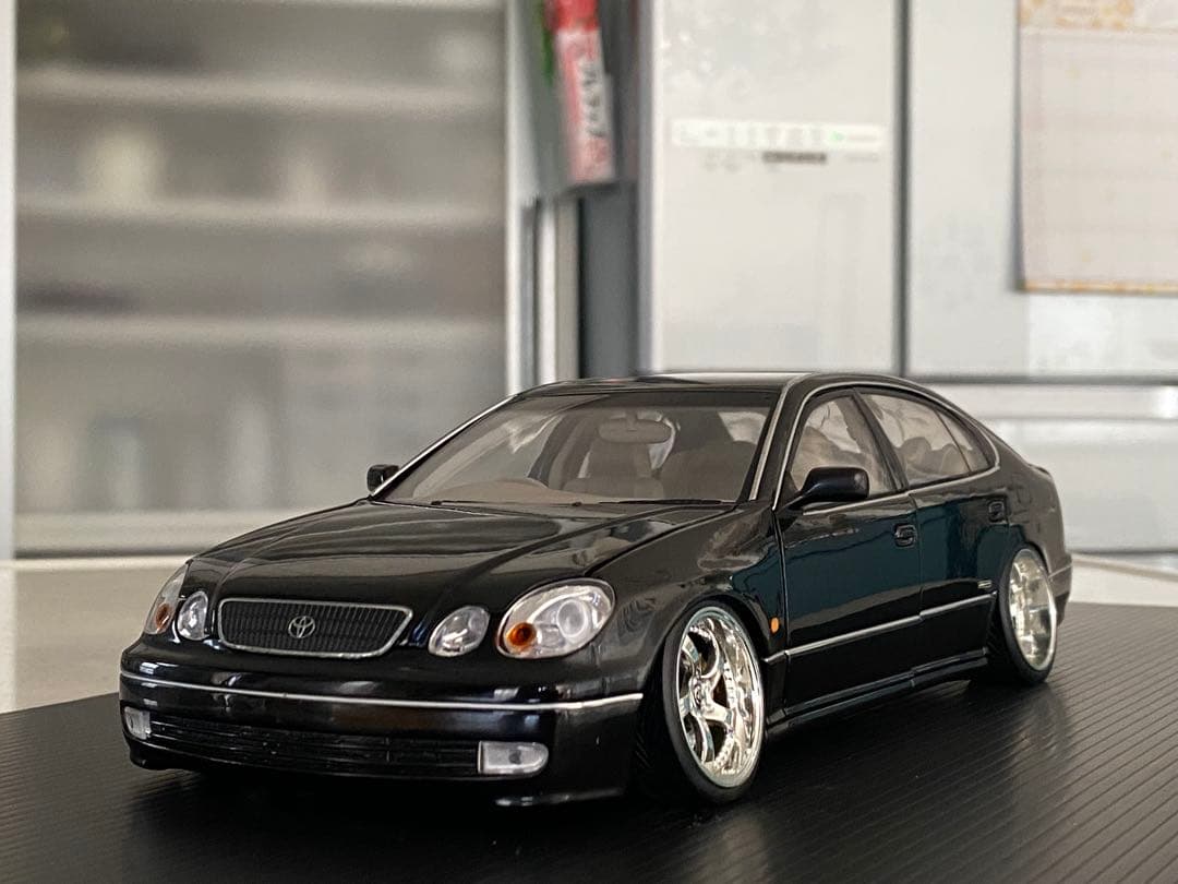 1/18 アリスト スタンス19インチ ローダウンカスタム オートアート