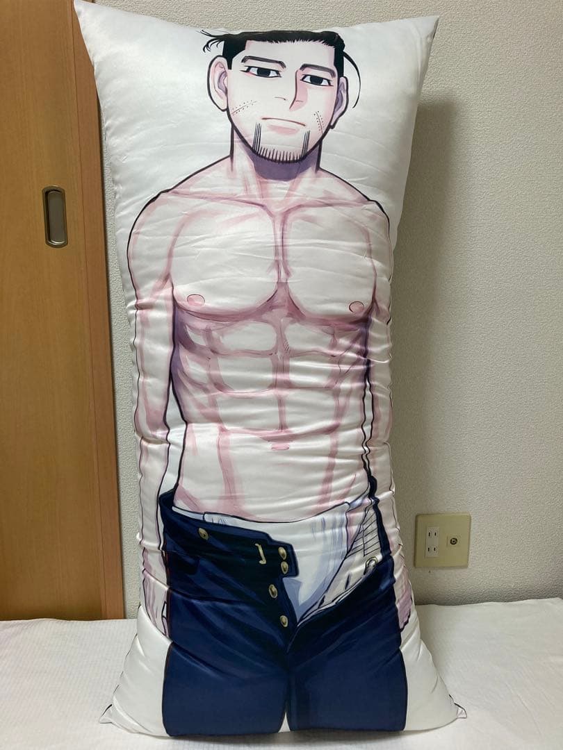 ゴールデンカムイ／尾形百之助 抱き枕 JUMPショップ限定［完全受注生産