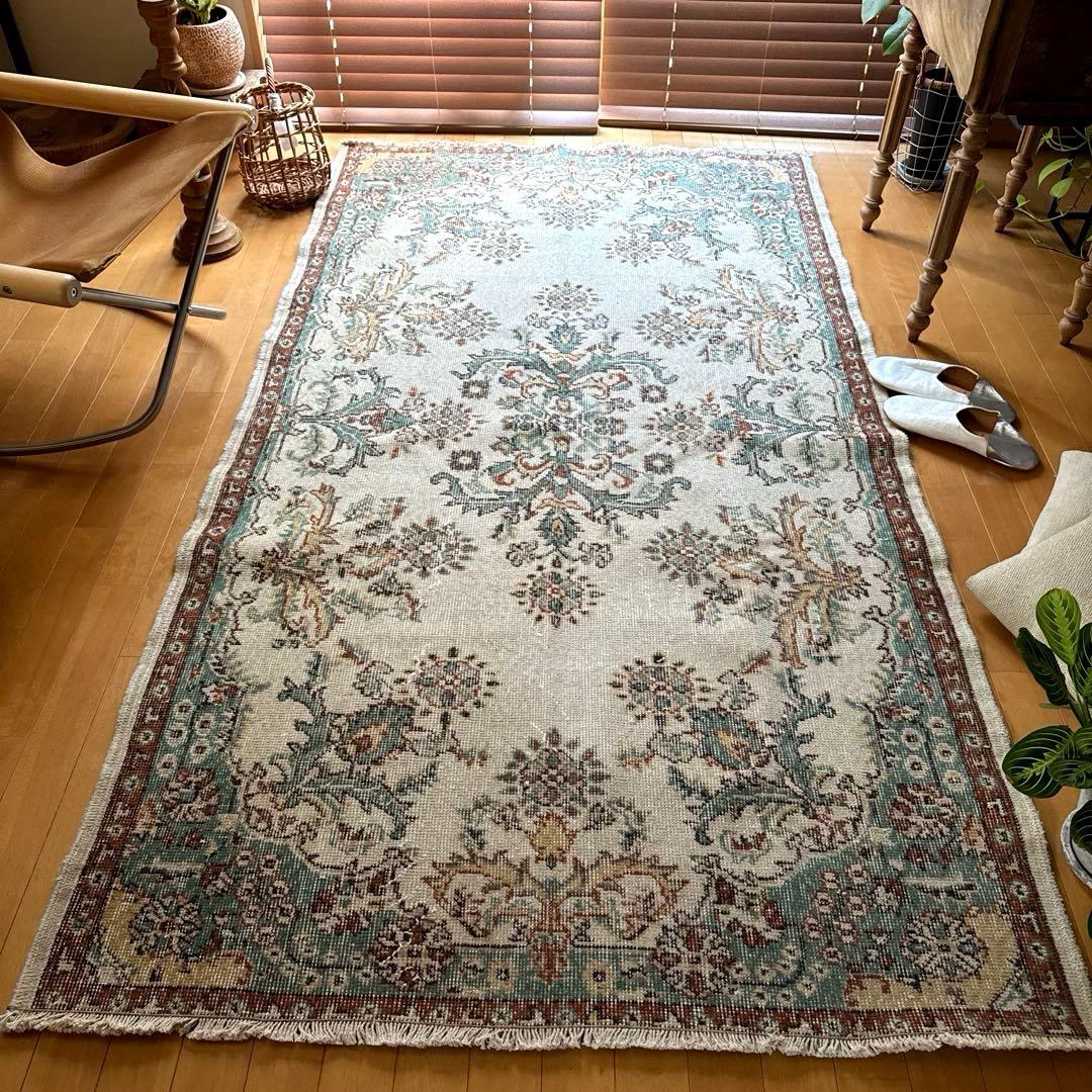 117×214 エメラルドグリーン　メダリオンボタニカル　トルコヴィンテージラグ 楽天市場】トルコ 手織り絨毯 189×99cmコンヤ地方のフラワーメダリオン