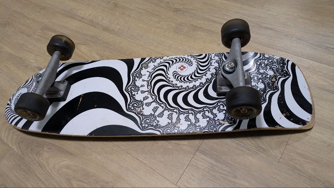 即*可様 【人気モデル】Carver カーバー サーフスケート コンプリート CARVER カーバー スケートボード 30.75インチ JAPAN LIMITED VENICE