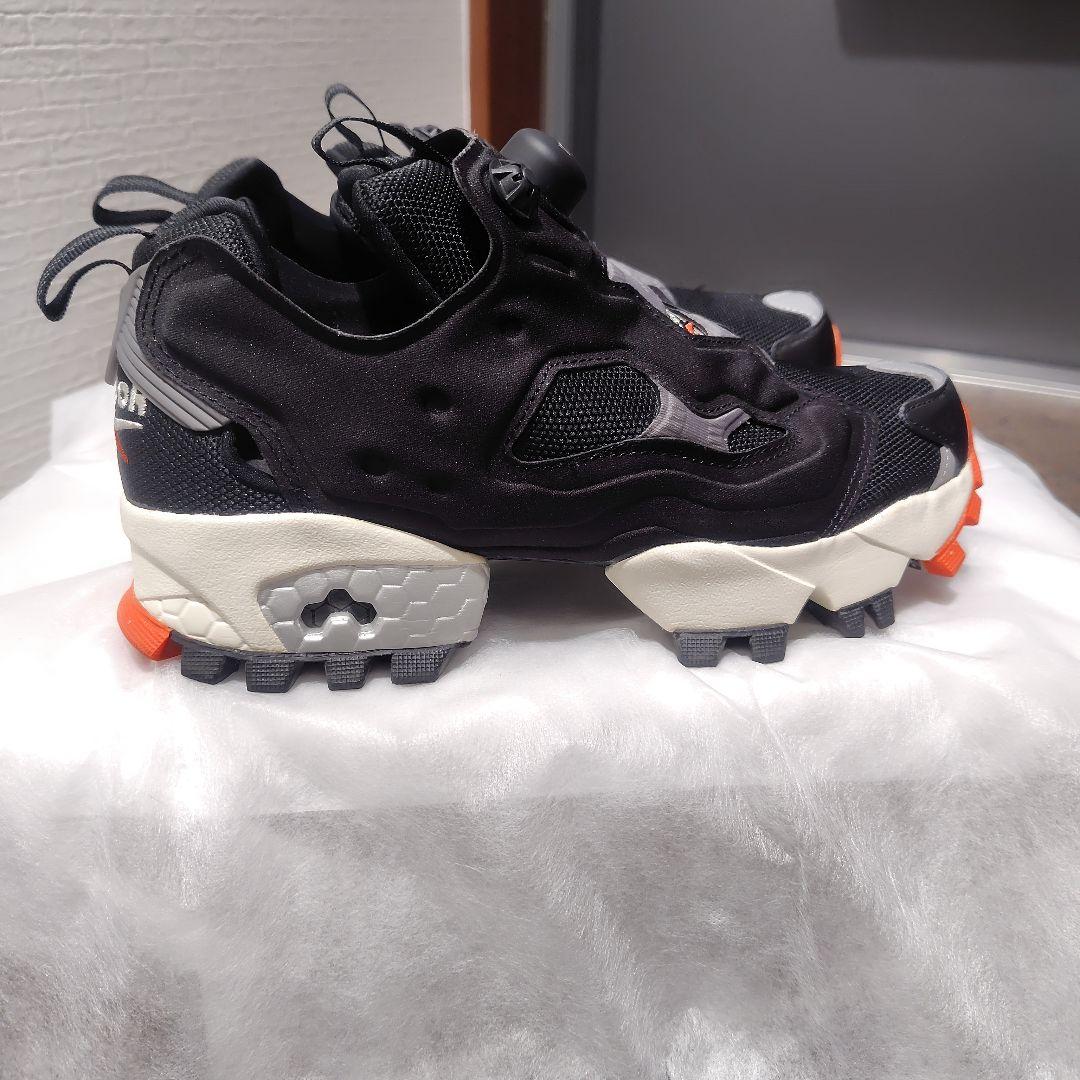 極美品☆Reebok INSTAPUMP FURY TRAIL 人気モデル 廃盤 Reebok海外