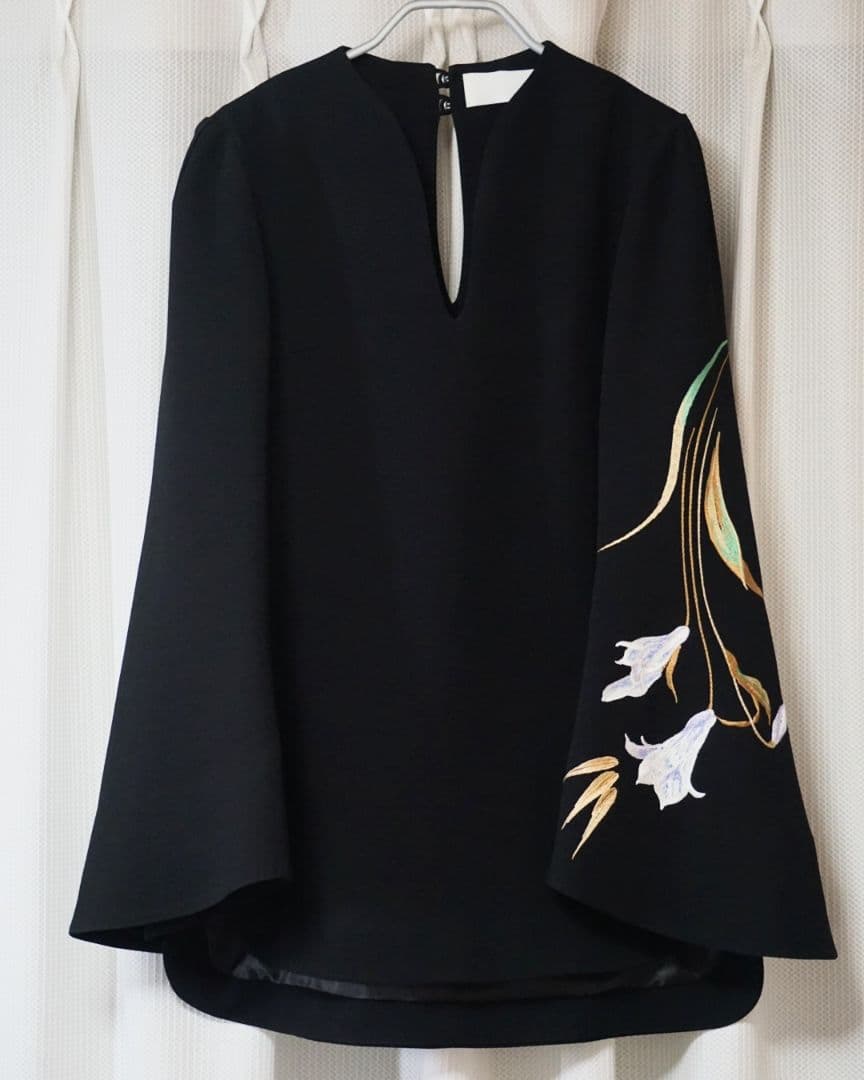 mame kurogouchi】百合刺繍ブラウス size1 BLACK - メルカリ