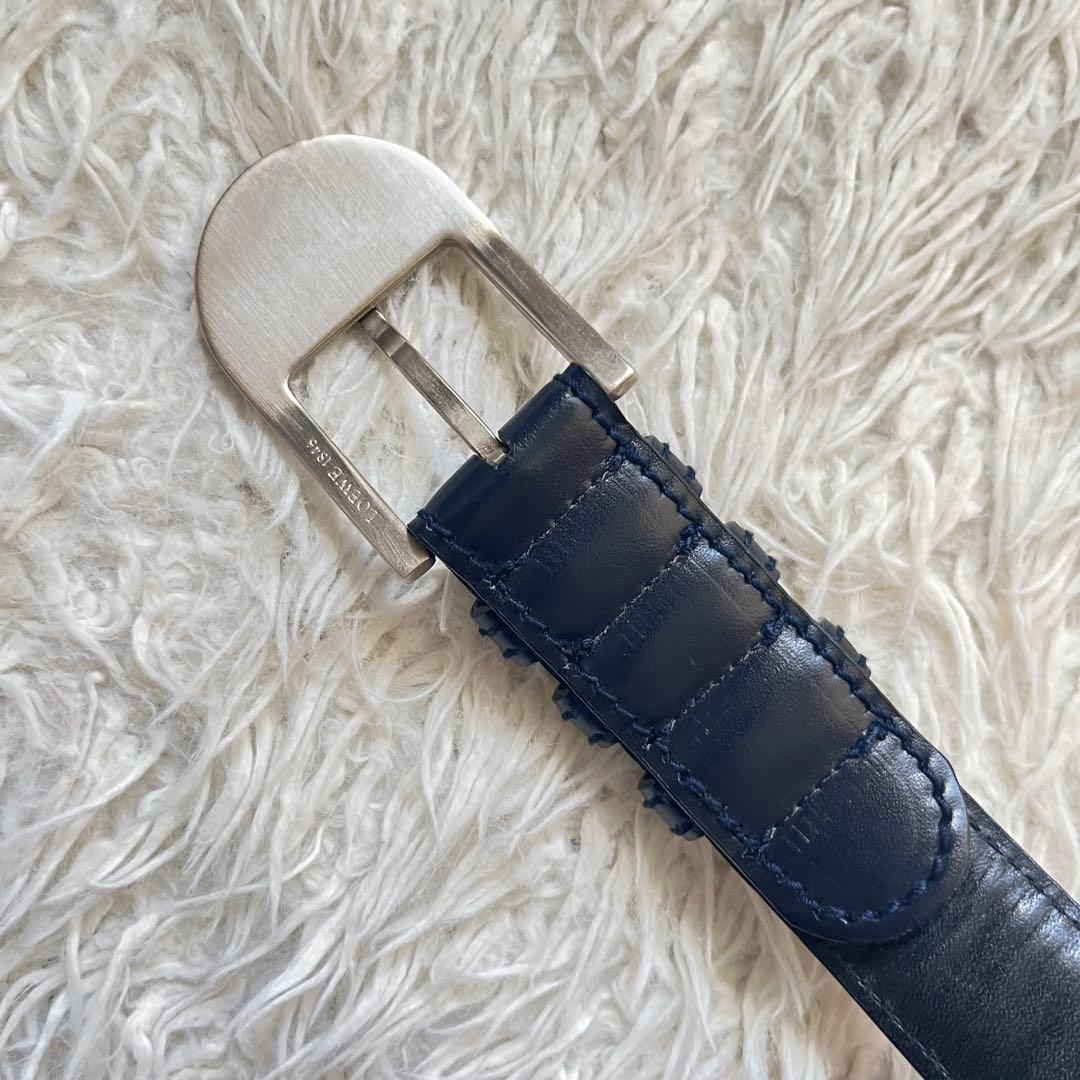 美品 ロエベ LOEWE アナグラム シルバー×ネイビーレザーベルト 3穴