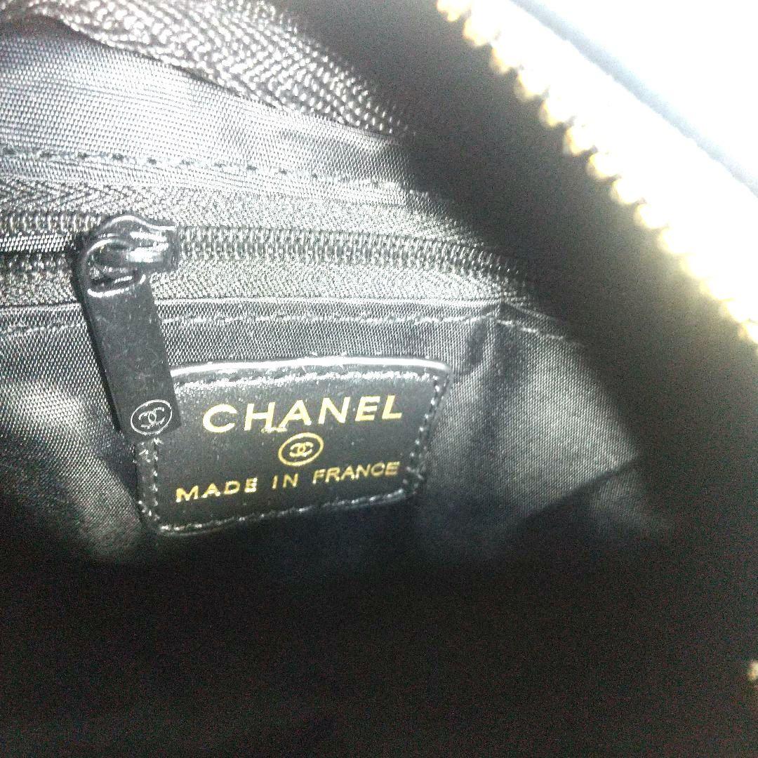 新品CHANEL ノベルティ キルティング ショルダーバッグ チャームVIP