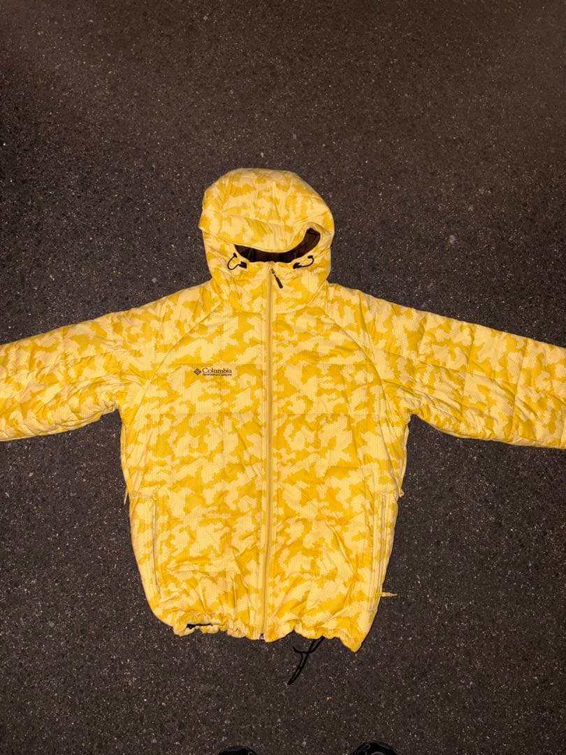 希少】Columbia puffer jacket 黄迷彩 カモフラ - メルカリ