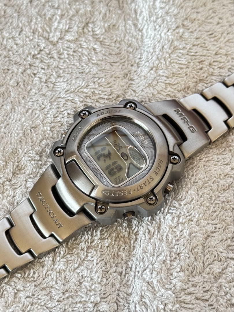 【未使用・箱/取説/保証書付】カシオMRG-1000TフルチタンGショック 未使用・箱/取説/保証書付】カシオMRG-1000TフルチタンGショック