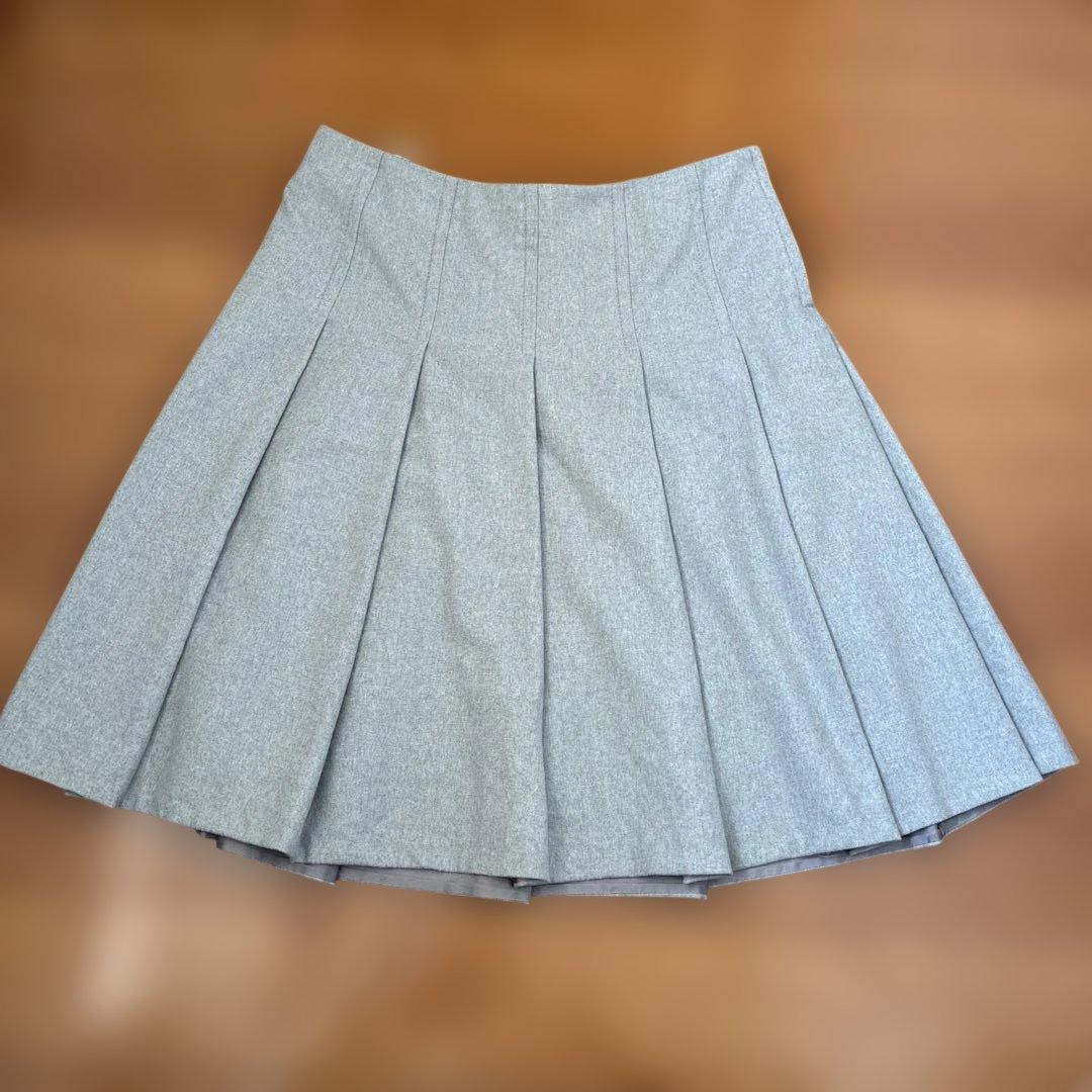 Burberry London】スカート フォーマル プリーツ 40 - メルカリ