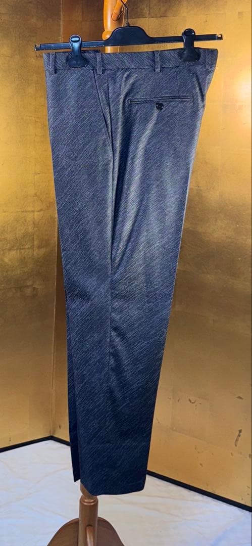 エンポリオアルマーニ】新品タグ付き定価300,000円セットアップ52