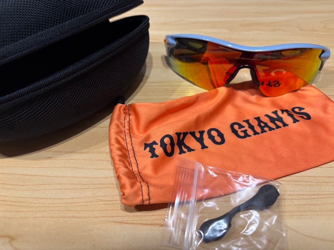 OAKLEY RADAR LOCK オークリー　オレンジ　ジャイアン OAKLEY球団コラボ第三弾。読売ジャイアンツ 巨人 Radarlock。