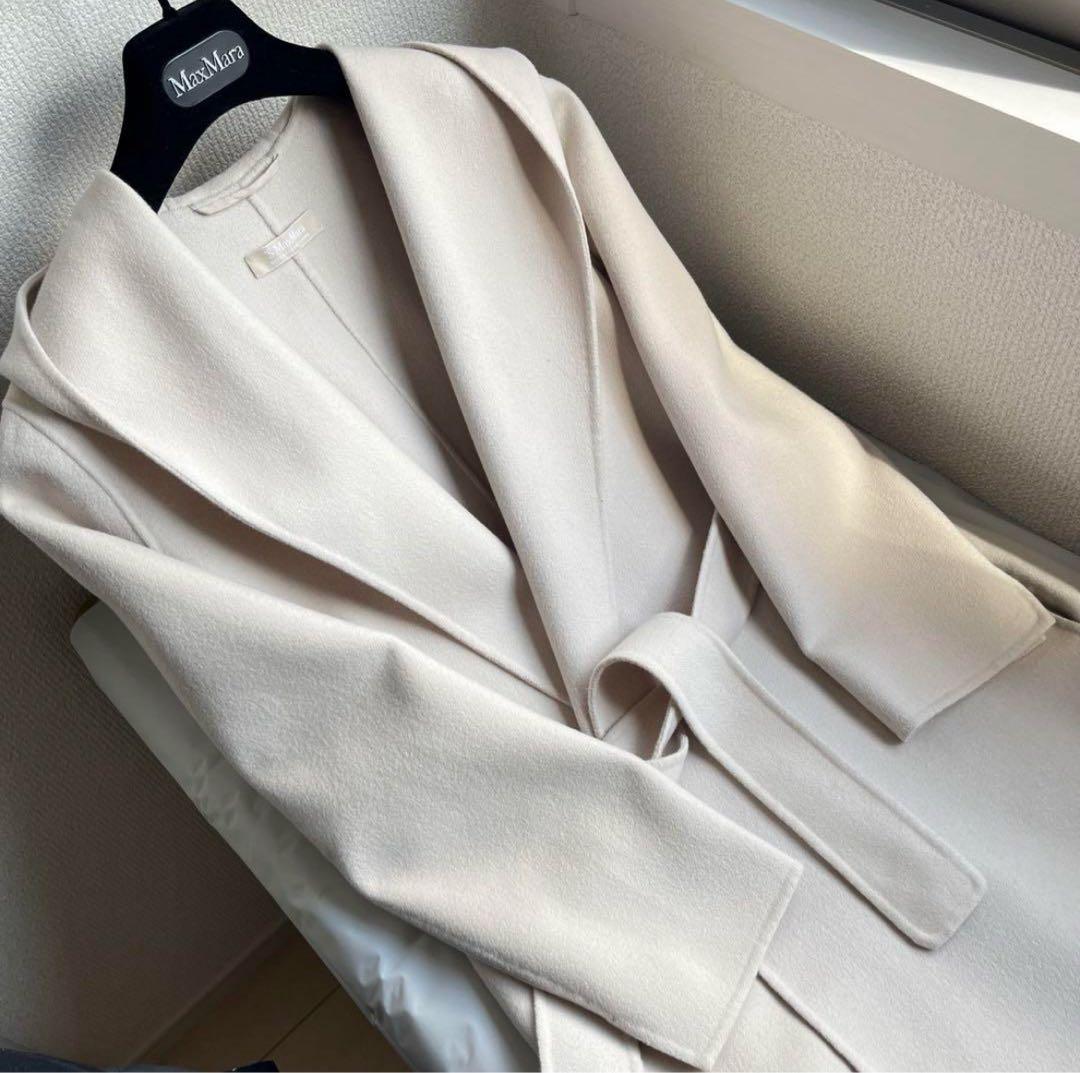 マックスマーラ クチートアマーノ ロゴプレート 上品なエクリュ