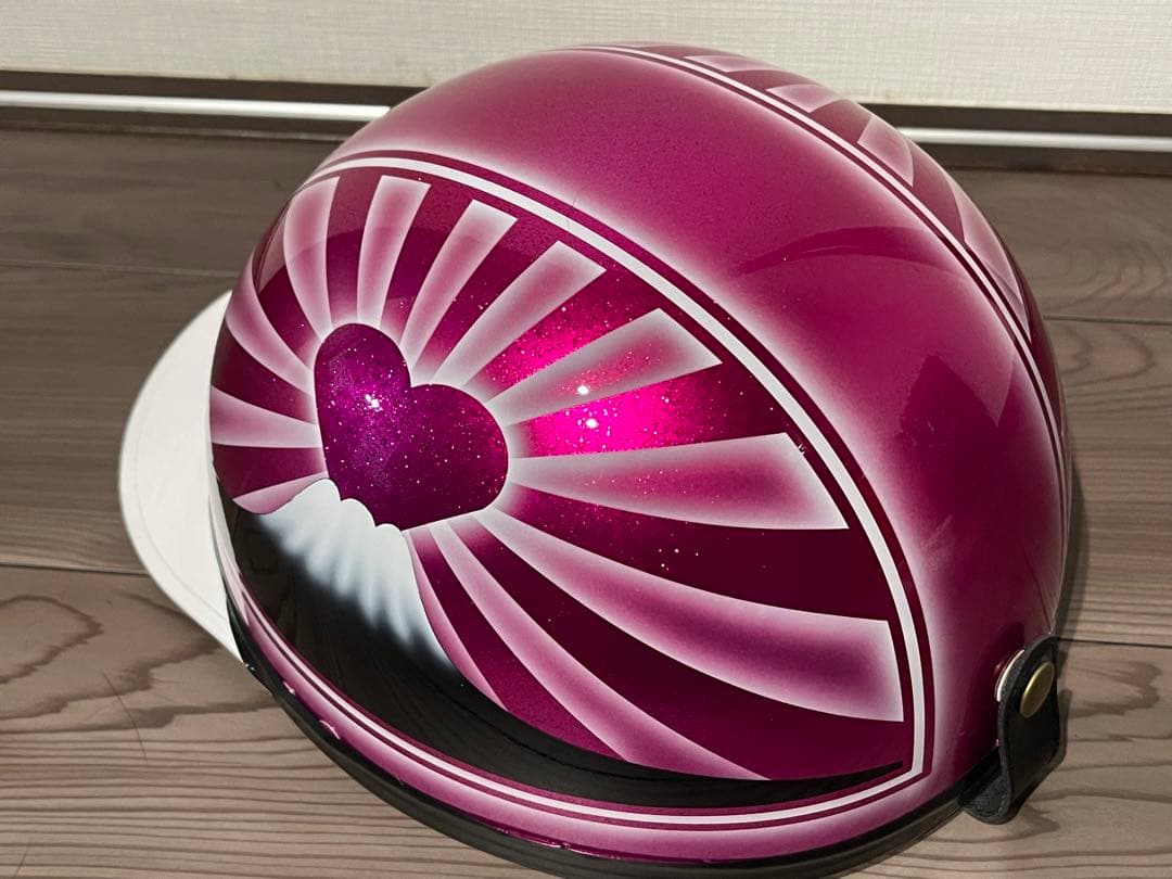 ピンクラメ ハート 富士日章 コルク半 ヘルメット - メルカリ