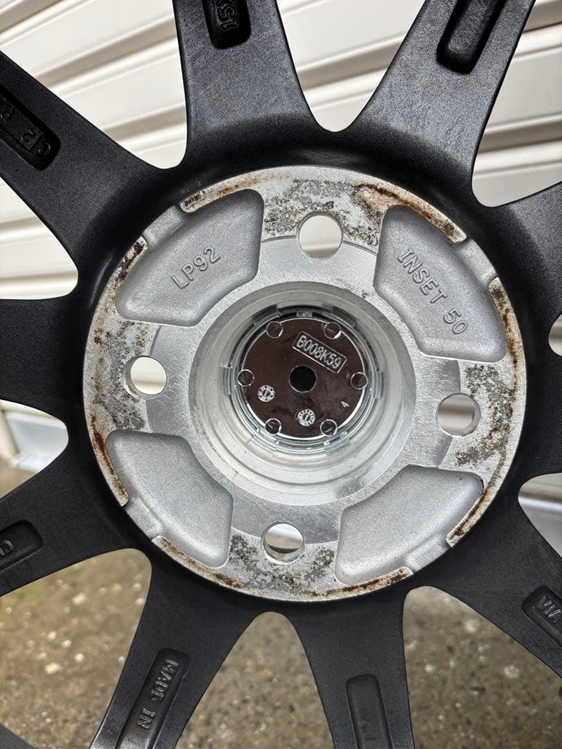 スタッドレスタイヤ４本セット　185/60/R15