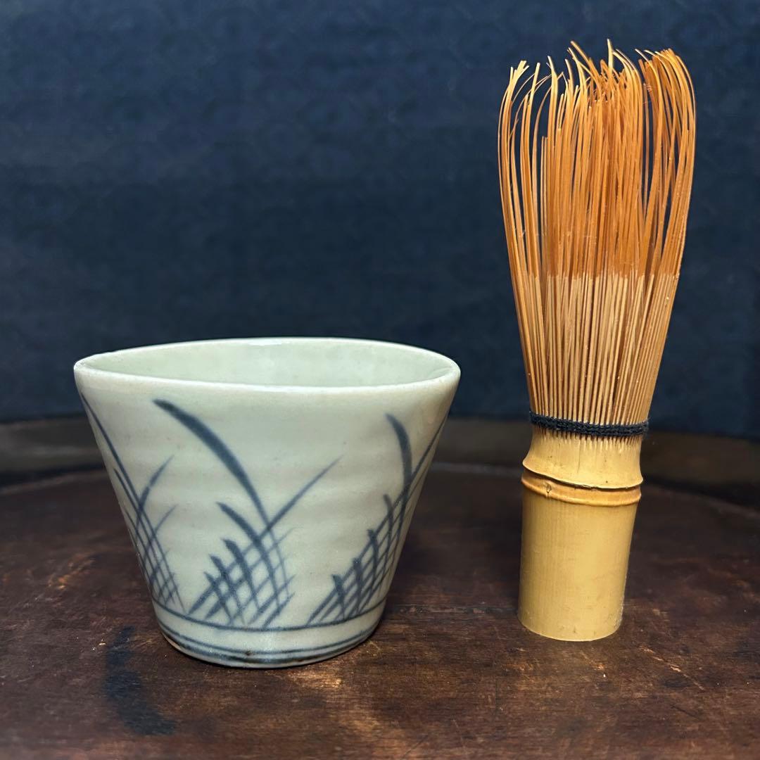 古伊万里 江戸前期 あげ底檜垣紋蕎麦猪口 無傷 本物保証 - メルカリ