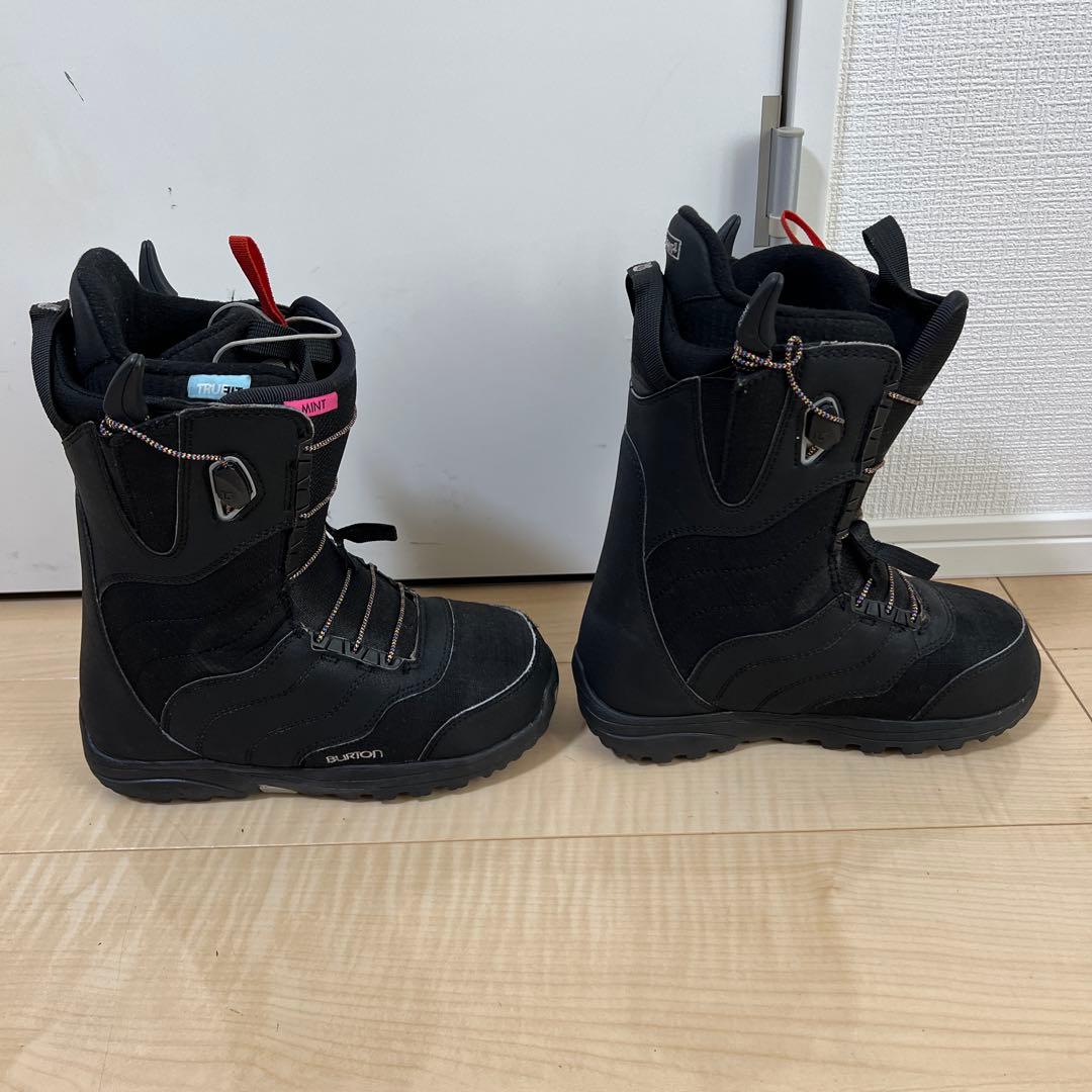 【美品_即日発送】BURTON スノボMINT-ASIAN FIT 22.5cm