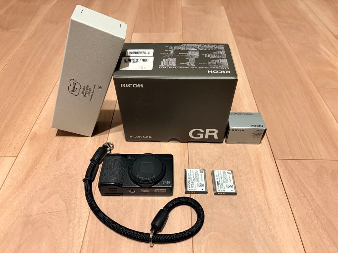 RICOH GR III 2.8mm APS-C 本体+バッテリー2個