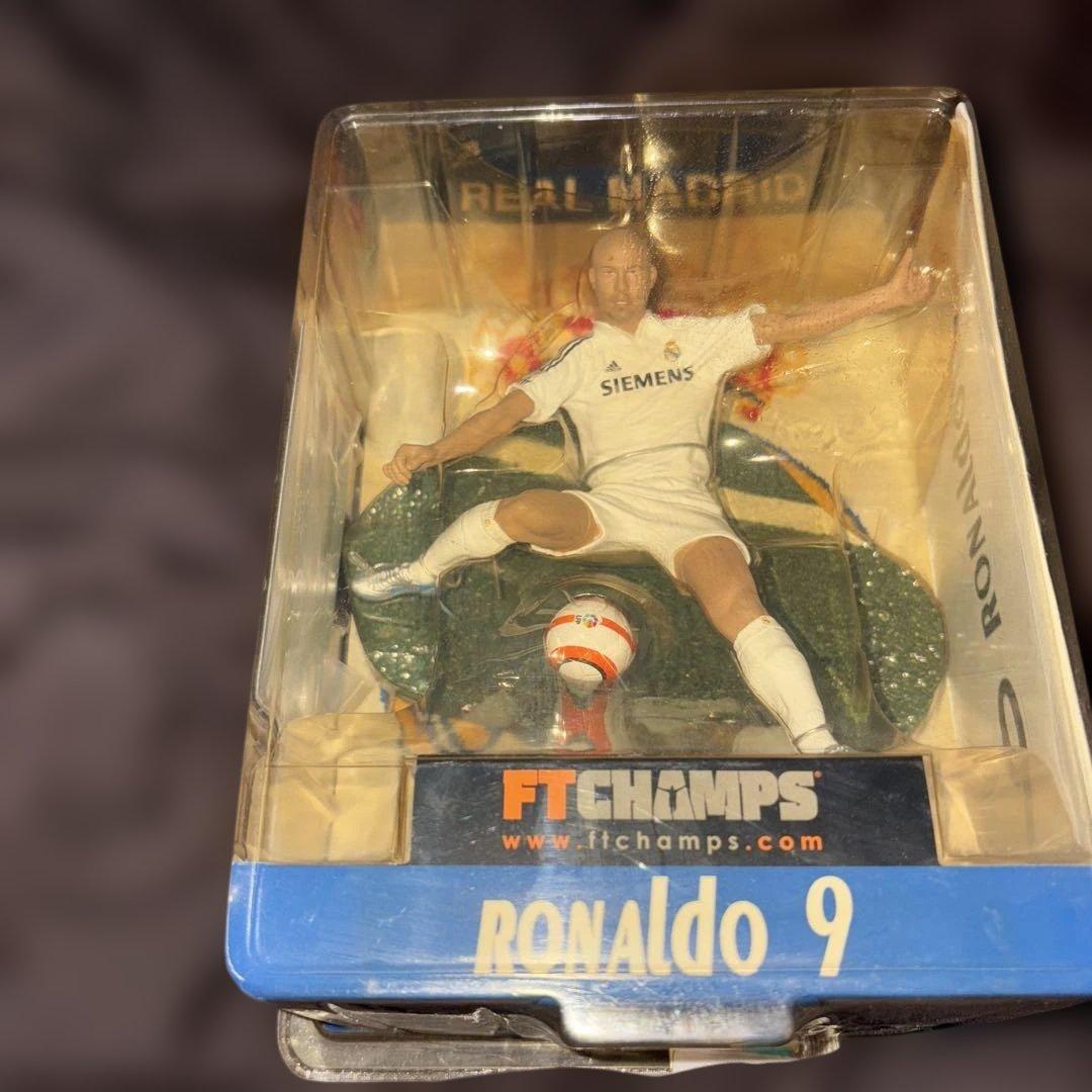 FTCHAMPS ロナウド　フィギュア FT Champs Ronaldo Nazario Real Madrid Brazil Ftchamps 6 Inch