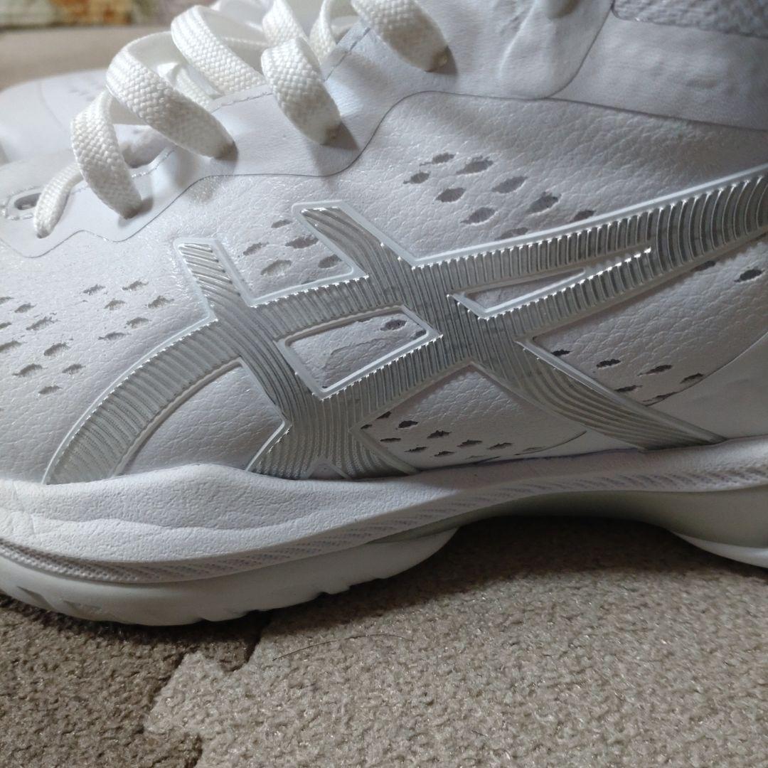 ASICS バスケットボールシューズ ホワイト　24.5cm　箱付き