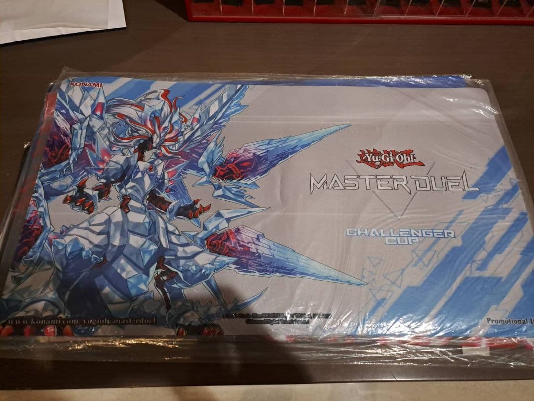 氷剣竜ミラジェイド プレイマット - メルカリ