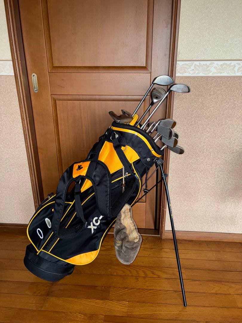 訳アリ Callaway & XC-3 スタンド式キャディバッグ❗️11本セット❗️ Callaway（キャロウェイ） X-HOT 11本セット キャディバッグ付き