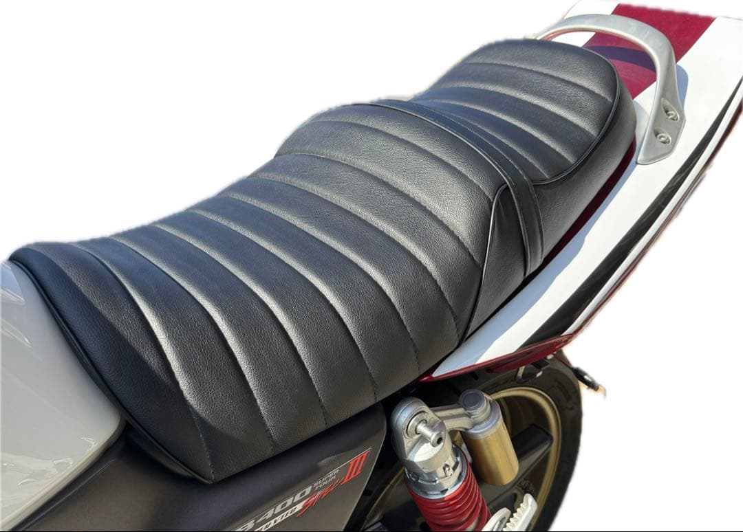 限定価格 cb400sf タックロールシート nc39 nc42 黒 - メルカリ