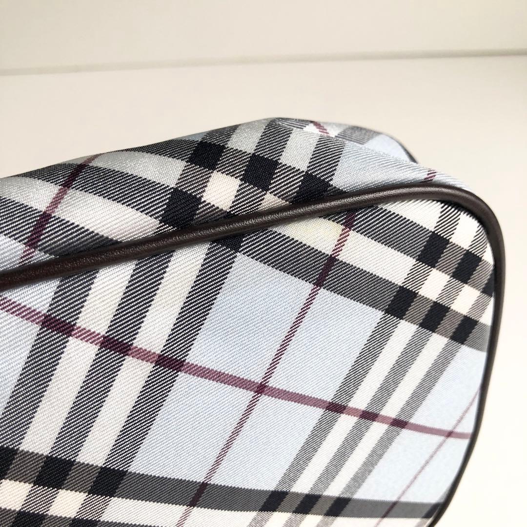 新品保管 BURBERRY バーバリー ポーチ ナイロン チェック ライトブルー