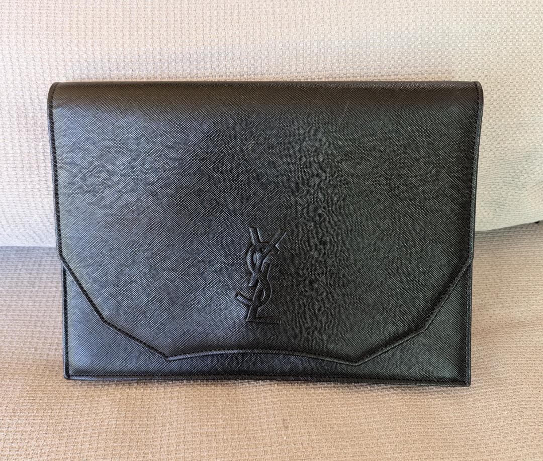 YVES SAINT LAURENT サンローラン クラッチバッグ ヴィンテージ Yves Saint Laurent（イヴ・サンローラン） 〇〇 イブサンローラン