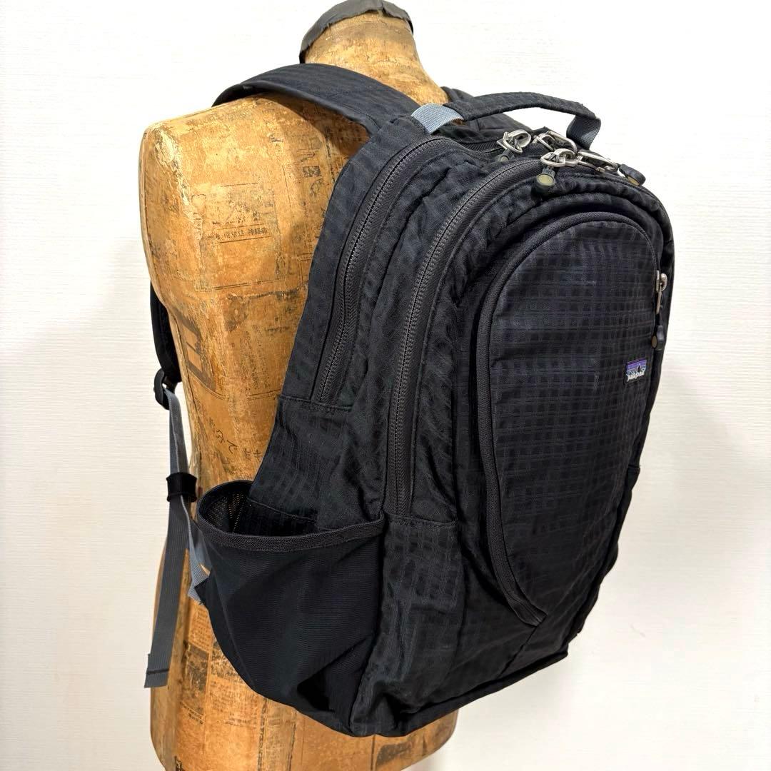 良品 パタゴニア 黒 ブラック ライトワイヤーパック リュック 48860