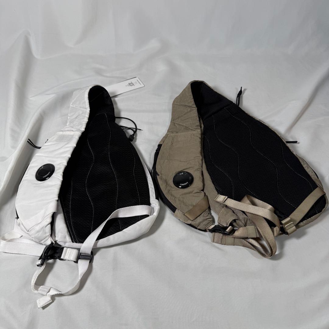 【定価3.7万】C.P.Company ボディ ショルダー バッグ ホワイト