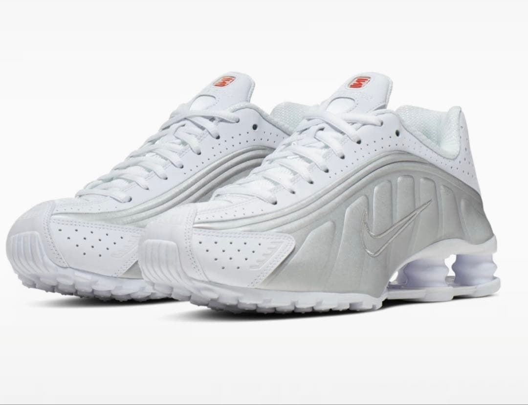 新品タグ付き ナイキ NIKE ショックス R4 24.5cm