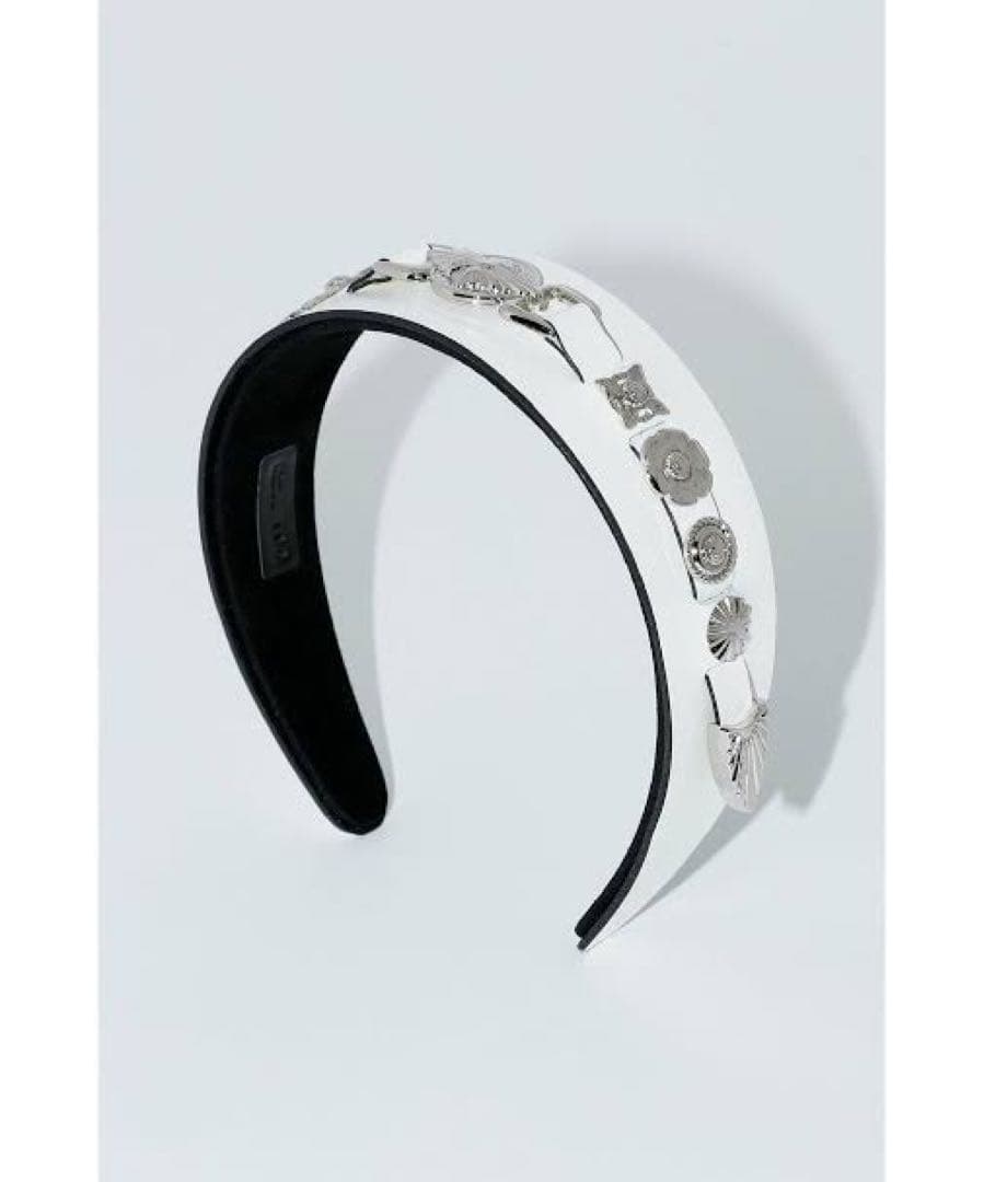 ヘアアクセサリー Toga leather hair band2 White org.jpg