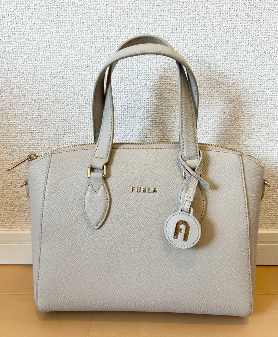 FURLA フルラ ショルダーバッグ ミネルヴァ S サッチェル グレージュ