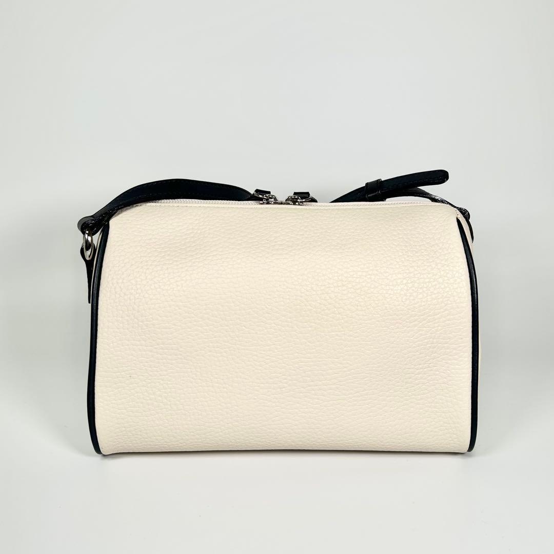 Kitamura キタムラ Suica ペンギン コラボ 希少 ショルダーバッグ