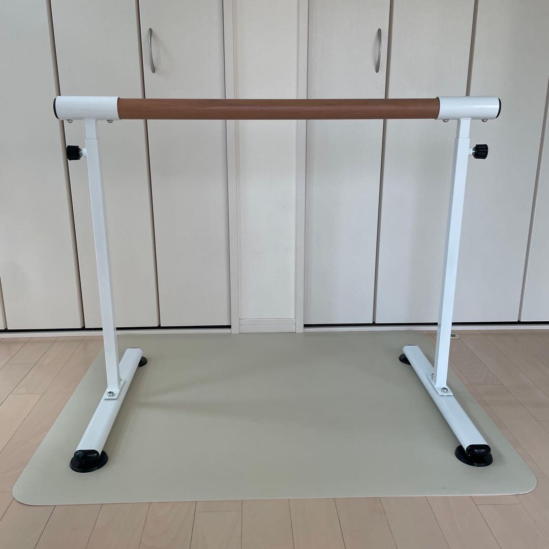 バレエバー&リノリウム風バレエマット - メルカリ