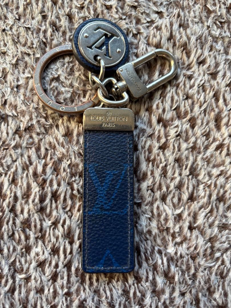 ルイヴィトン ポルトクレ・ネオ LV クラブ タイガ キーホルダー